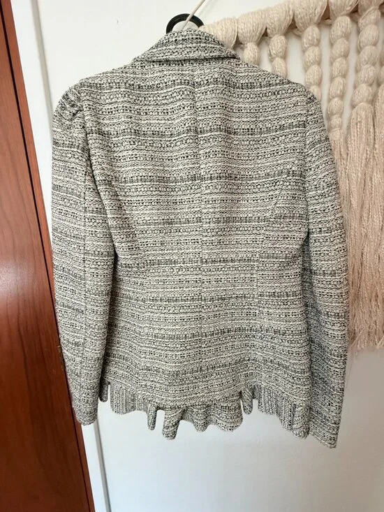 NWT RED Valentino Tweed Ruffle Hem Blazer Jacket- 38 - Picture 8 of 13